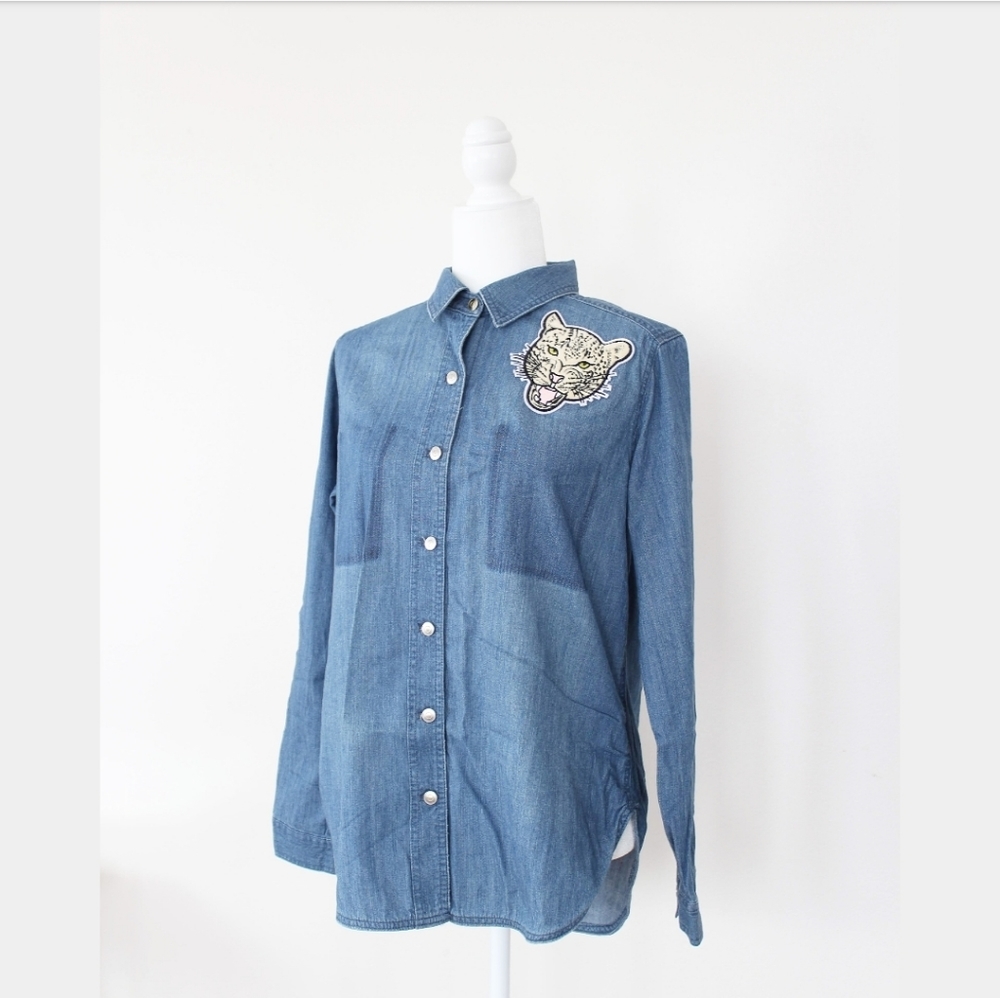 CLEARANCE!  NWOT MOSSIMO DENIM BOYFRIEND FIT SHIRT